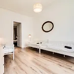 Charles Bridge - 3 Bedroom - Old Town Appartement *